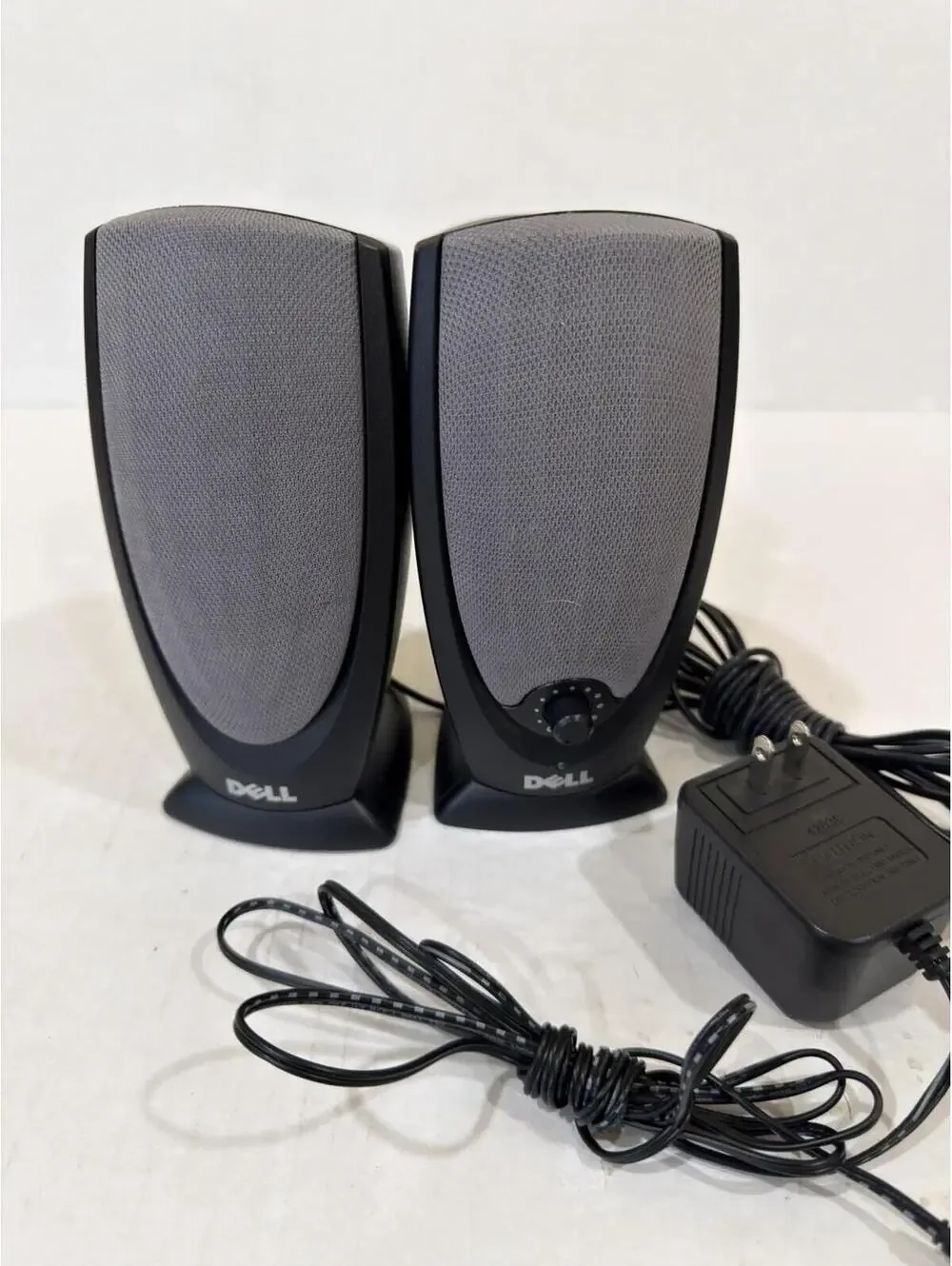 Dell 2.0 Channel Multimedia Speakers A215 For Desktop Computer System - (TESTED)